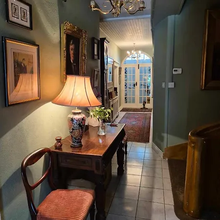 No 41 D Hotes كونفولين