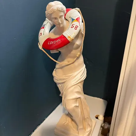 فندق مبيت وإفطار No 41 D Hotes