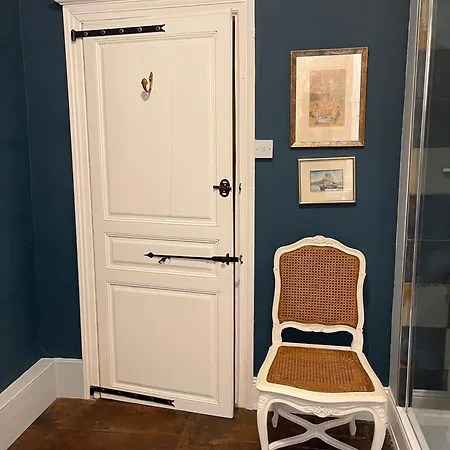 No 41 D Hotes فندق مبيت وإفطار كونفولين